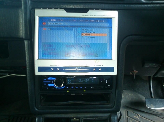 ขายรถเก๋งวิ่งทางไกลซักคันครับ ฮุนได โซนาต้า เครื่อง 2000 เกียร์ออโต้   ขายที่ 53000 บาทครับ