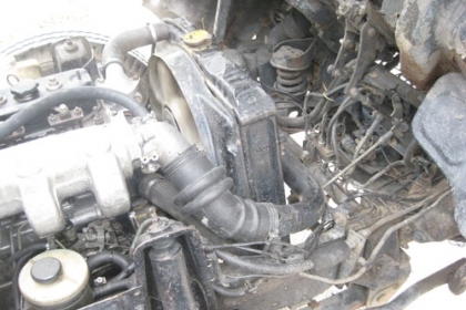 ขาย NKR 110 หกล้อโดยสาร ยาว 4.3 m จดปี 36 พร้อมใช้ โทร 088-4501277