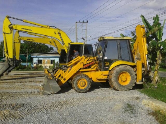 KOMATSU PC200