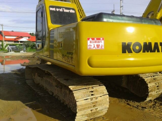 KOMATSU PC200