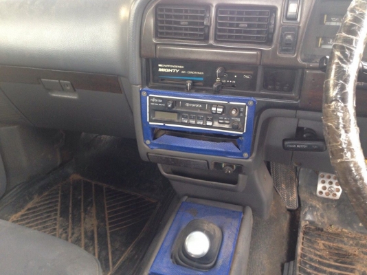 ***ขายแล้วครับขอบคุณ Truck2hand ขายกระบะแค็ป TOYOTA ไมตี้เอ็กส์ 2.5 ปี37/94 เครื่องเดิมเกียร์เดิม แห้งดี แรง ช่วงล่างแน่นคัสซีสวยไม่ผุไม่ดาม รถมีโดนมา แต่เก็บงานแล้ว ทำตาเต็ม โป่งหน้า-หลัง พ.พาวเวอร์ แอร์ ภายในสวยคอนโซลครบ ยางดี4เส้น ล้อแม็ก พื้นกระบะสวย