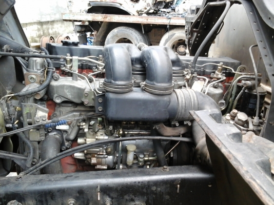 ขายรถตู้10ล้อ ISUZU DECA