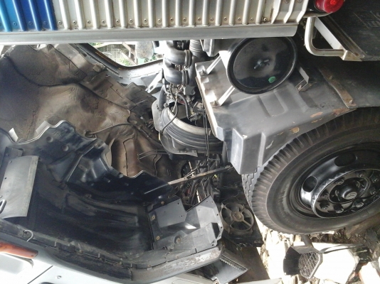 ขายรถตู้10ล้อ ISUZU DECA