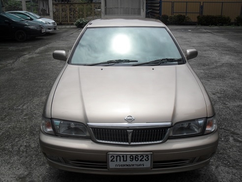 SUNNY รุ่นไฟท้ายขาวแดง พร้อมใช้ สภาพดี ไม่ต้องใช้เงินออกรถ....