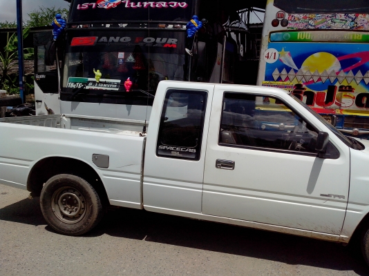 ขายด่วนรถบ้านปี93ไม่เวอร์เดิมบางสีตามอายุการใช้งาน