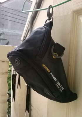 ส่งต่อ VOLUNTEER กระเป๋าเหน็บ คล้อง สะพาย สายสะพายถอดได้