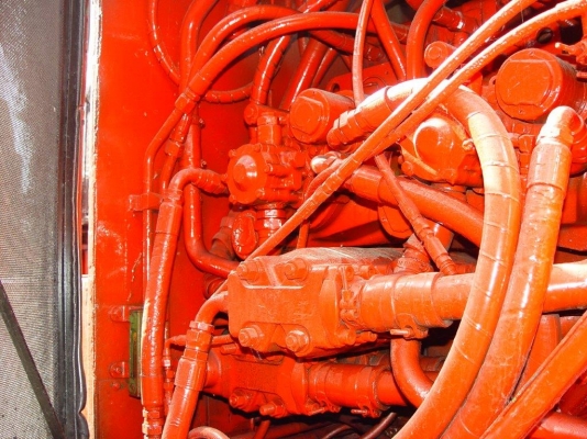 รถตัดอ้อย ออสทอฟ 1993 ราคา 3.5 ล้าน รถตัดอ้อย ออสทอฟ 1993 ราคา 3.5 ล้าน