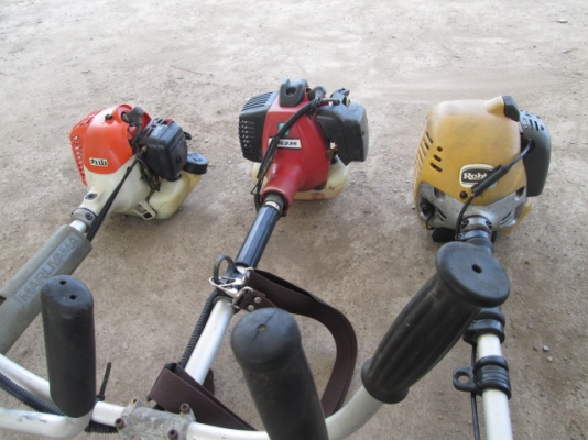 เครื่องตัดหญ้าสะพายบ่า