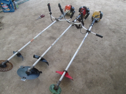 เครื่องตัดหญ้าสะพายบ่า