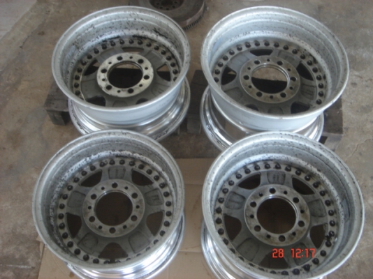 ล้อ 15 แท้ 4x4 ล้อ 15 แท้ 4x4