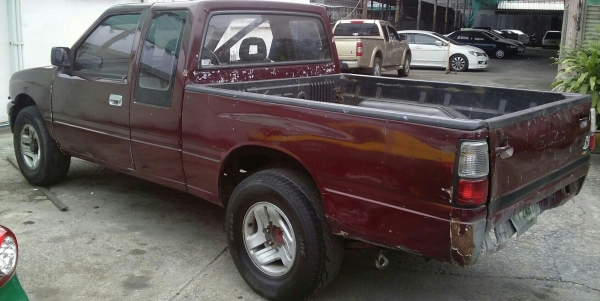 ขายด่วนครับ! กระบะ ISUZU 2.5 SL SPACECAB ปี92 ขายด่วนครับ! กระบะ ISUZU 2.5 SL SPACECAB ปี92