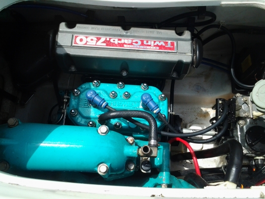 ขายเรือยืนkawasaki zxi 750 ไม่เคยใช่ในไทย  ถูกๆ