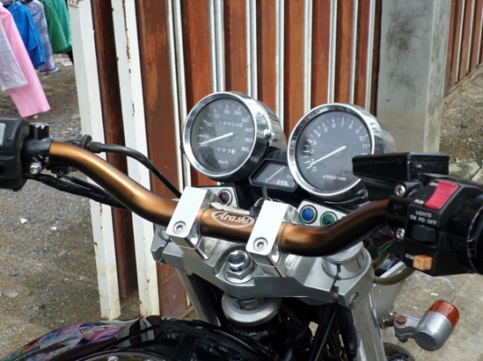 วุฒินนบุรี/ถูกที่สุดใน3โลก XJR400cc. ปี95แต่งสวยๆทอแต่งเครื่องดีพร้อมใช้คับอินวอย