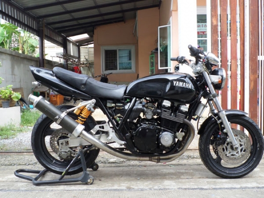 วุฒินนบุรี/ถูกที่สุดใน3โลก XJR400cc. ปี95แต่งสวยๆทอแต่งเครื่องดีพร้อมใช้คับอินวอย