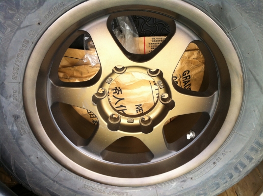 ล้อแม็กพร้อมยางกะบะ15 ยางสวยปี2009