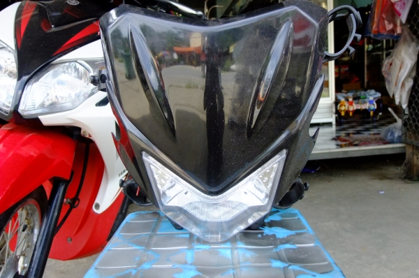 ขายถังน้ำมันทรงสปอร์ตเตอร์ และหน้ากากสตั้นครับ