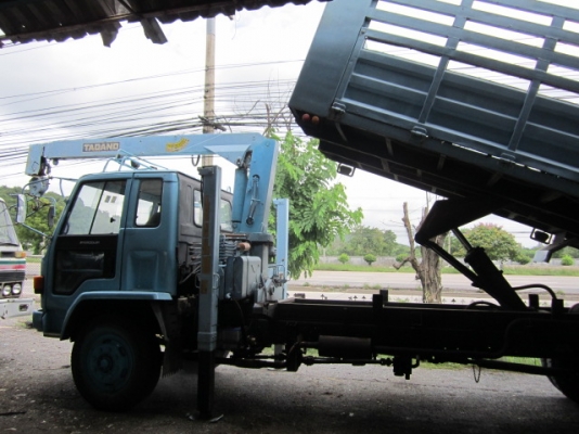 6 ล้อดั๊มได้ เครน 3 ตัน /อีซูซุ/ 175 แรง