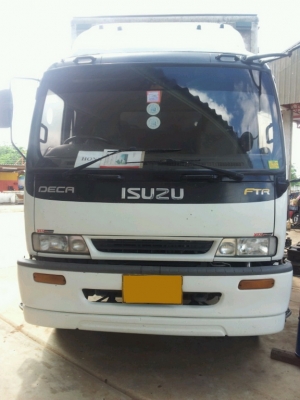 ขายรถหกล้อ Isuzu Deca รุ่น FTR33P2 ตู้ 10 บาน ความยาว 7.20 ม. ขนาด 200 แรงม้า ปี 2547 รถติดก๊าซ NGV 6 ถัง สภาพสวย ประหยัดเชื้อเพลิง มีใบรับรองการติดตั้งก๊าซรับประกัน ราคา 1,120,000 บาท