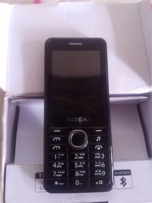 ขายโทรศัพท์ จีนแท้ๆ 2 ซิม ของใหม่ ใช้แบตโนเกีย ครบยกกล่อง 500 บาท