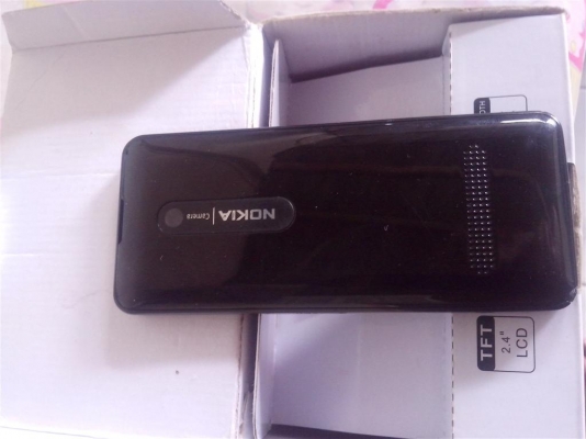 ขายโทรศัพท์ จีนแท้ๆ 2 ซิม ของใหม่ ใช้แบตโนเกีย ครบยกกล่อง 500 บาท