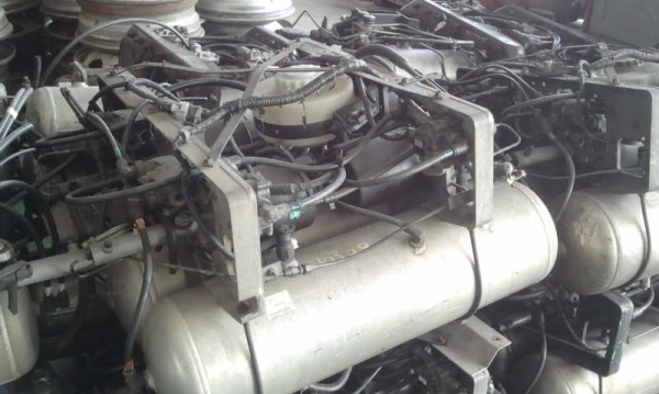 หม้อลมเบรค ISUZU GIGA 3 - 4 ลูกยิง 2 ถัง