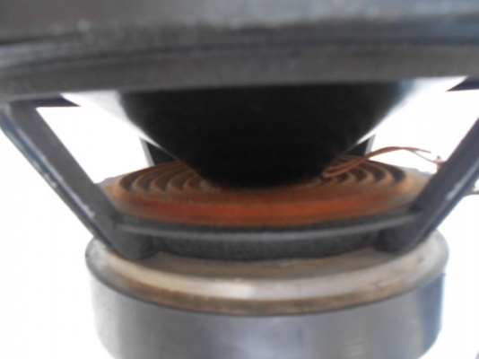 ลำโพง 8 นิ้ว FOCAL รุ่นใหญ่