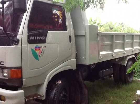 ขายหกล้อดั้มเครื่อง120แรงปี40รถห้างแท้ๆดั้มสามมิตรแอร์เย็นพร้อมใช้งานคับ