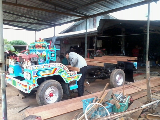 ขายอีแต๋น/พร้อมเครื่อง/กระบะเหล็ก/พื้นไม้ โทร 081-0745778(เสร็จแล้วจ้าใครติดตามอยู่มาทดลองขับได้)