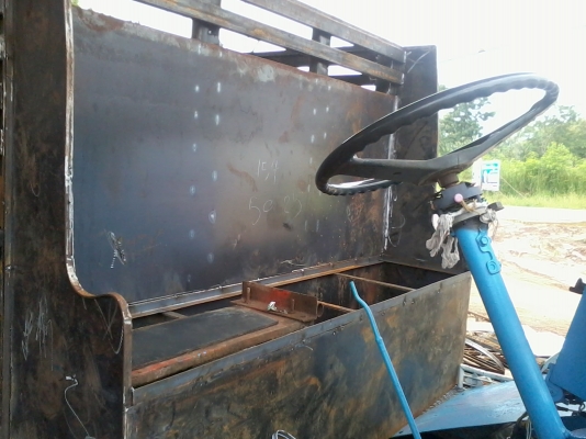 ขายอีแต๋น/พร้อมเครื่อง/กระบะเหล็ก/พื้นไม้ โทร 081-0745778(เสร็จแล้วจ้าใครติดตามอยู่มาทดลองขับได้)