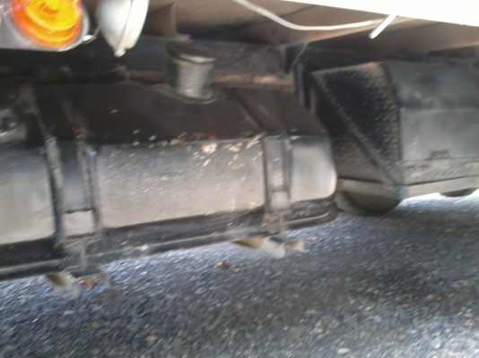 ขายหกล้อHINO 2WHKA ห้างแท้ ขายหกล้อHINO 2WHKA ห้างแท้