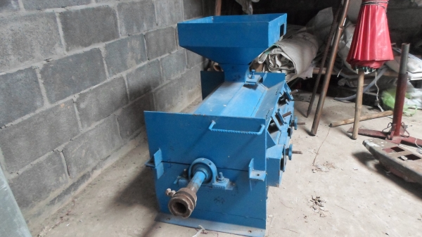 ขายลูกหินขัดขาวแบบนอน  ปั้มลม