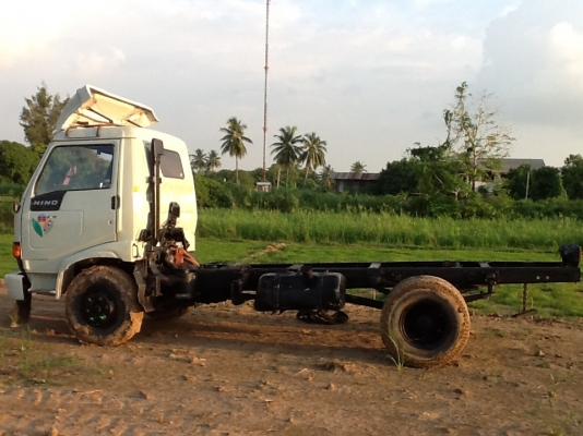 ขายหกล้อฮีโน่ชุเปอร์เสี่ยเครื่อง120แรงขายหัวกับคัตชี FC ยาว4.30เมตร