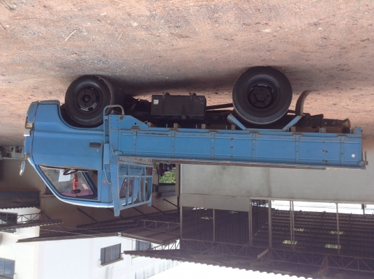 Isuzu หกลัอสั้นTL กระบะยาว 3.2เมตร รถห้างแท้ เครื่อง 85 แรง กระบะไม้ ขับดี เครื่องดี กำลังดีมาก ซัซซี่สวยๆ เดิมๆ ภายในเดิมๆ ขายตามสภาพ 180,000 Isuzu หกลัอสั้นTL กระบะยาว 3.2เมตร รถห้างแท้ เครื่อง 85 แรง กระบะไม้ ขับดี เครื่องดี กำลังดีมาก ซัซซี่สวยๆ เดิมๆ ภายในเดิมๆ ขายตามสภาพ 180,000