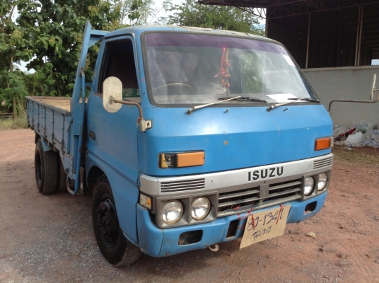 Isuzu หกลัอสั้นTL กระบะยาว 3.2เมตร รถห้างแท้ เครื่อง 85 แรง กระบะไม้ ขับดี เครื่องดี กำลังดีมาก ซัซซี่สวยๆ เดิมๆ ภายในเดิมๆ ขายตามสภาพ 180,000 Isuzu หกลัอสั้นTL กระบะยาว 3.2เมตร รถห้างแท้ เครื่อง 85 แรง กระบะไม้ ขับดี เครื่องดี กำลังดีมาก ซัซซี่สวยๆ เดิมๆ ภายในเดิมๆ ขายตามสภาพ 180,000