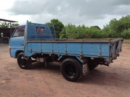 Isuzu หกลัอสั้นTL กระบะยาว 3.2เมตร รถห้างแท้ เครื่อง 85 แรง กระบะไม้ ขับดี เครื่องดี กำลังดีมาก ซัซซี่สวยๆ เดิมๆ ภายในเดิมๆ ขายตามสภาพ 180,000 Isuzu หกลัอสั้นTL กระบะยาว 3.2เมตร รถห้างแท้ เครื่อง 85 แรง กระบะไม้ ขับดี เครื่องดี กำลังดีมาก ซัซซี่สวยๆ เดิมๆ ภายในเดิมๆ ขายตามสภาพ 180,000