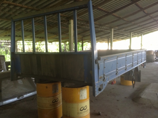 กระบะหกล้อNQR ยาว 4.3 เมตร สภาพดี 32,000