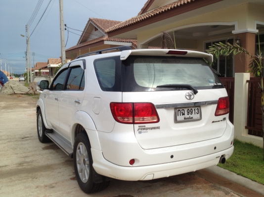 ขายรถยนต์นั่ง TOYOTA  รุ่น FORTUNER