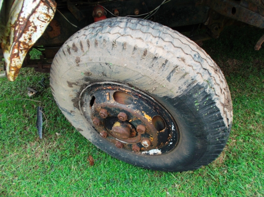 ขายด่วนรถสิบล้อFM227บรรทุกนํ้าทะเบียนมีแต่มีค้าใส่จ่ายเพิม