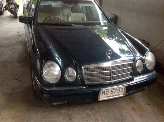 ขายแล้วครับ w210 ปี97 e200 440000 b
