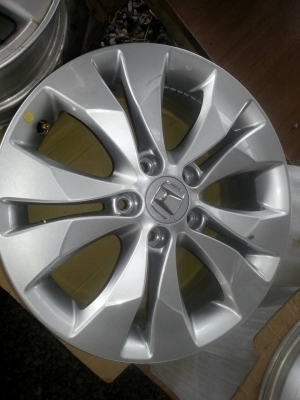 แม็ก CRV  ขอบ 17 ป้ายแดง ตัวใหม่