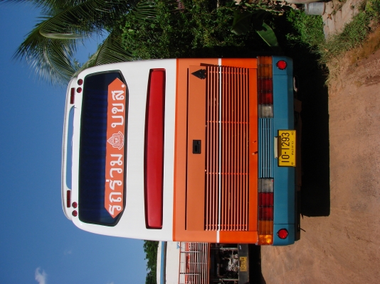 ขายรถปรับอากาศ  30 ที่นั่งราคา450000 เหมาหมด 3 คันๆ 400000บาท