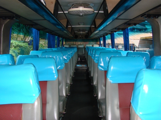 ขายรถปรับอากาศ  30 ที่นั่งราคา450000 เหมาหมด 3 คันๆ 400000บาท