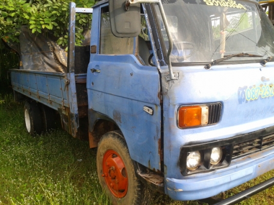 ขายหกล้อเครืองISUZU 85แรงสภาพเดิมๆเครืองดีคัชซีสวยกะบะยาว4.30เมตรขับดีมากๆ  ราคาคุณแต๋น เอกสารซื้อสันญาซื้อขาย ไม่มีเล่ม
