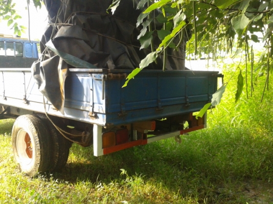 ขายหกล้อเครืองISUZU 85แรงสภาพเดิมๆเครืองดีคัชซีสวยกะบะยาว4.30เมตรขับดีมากๆ  ราคาคุณแต๋น เอกสารซื้อสันญาซื้อขาย ไม่มีเล่ม