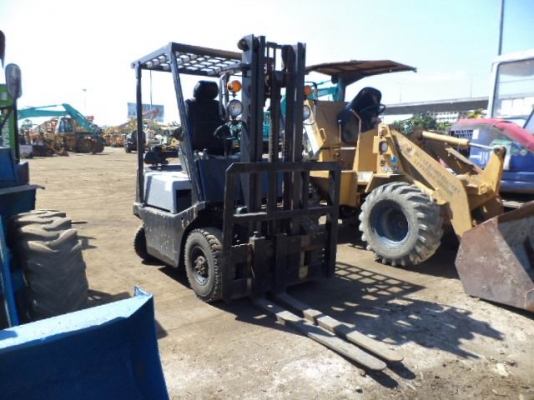 รถฟอร์คลิฟต์ TCM 1.5ตัน เสาสูง4เมตร 70000