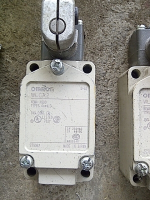 ขาย..อุปกรณ์ไฟฟ้าตามรูป