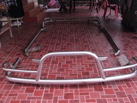 กันชนแสตนเลสรอบคันของหัวจรวด สภาพดี ครบทุกชิ้น เพิ่งถอดออกครับ