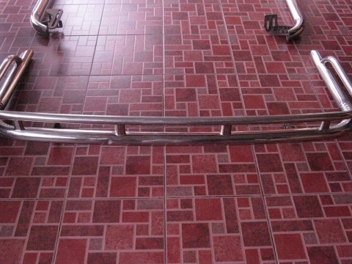 กันชนแสตนเลสรอบคันของหัวจรวด สภาพดี ครบทุกชิ้น เพิ่งถอดออกครับ