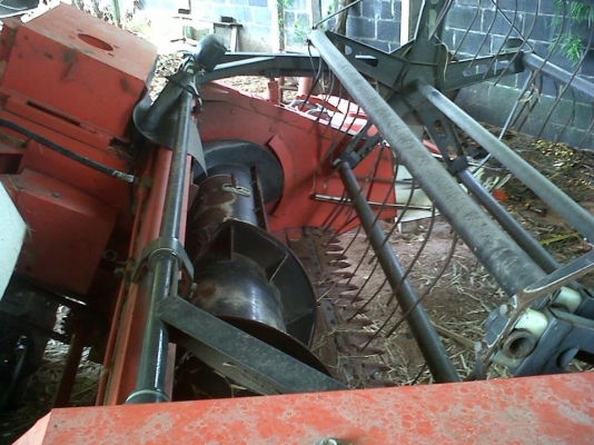 ขายรถเกี่ยวข้าว DC60 พร้อมเทรลเลอร์