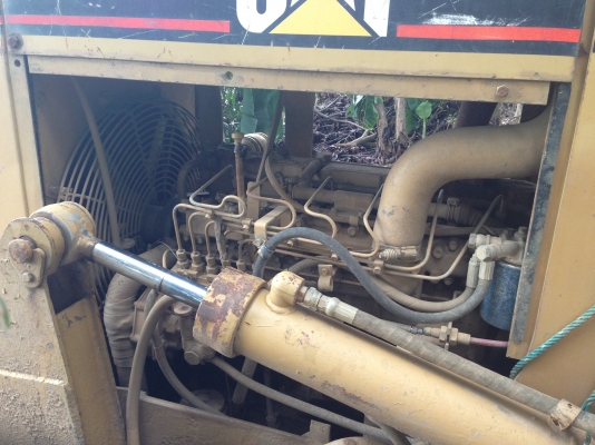 ขายด่วนรถแทรคเตอร์ CAT D3C LGP III สภาพพร้อมใช้งาน ราคา320000 สนใจติดต่อ วรพจน์0813467572